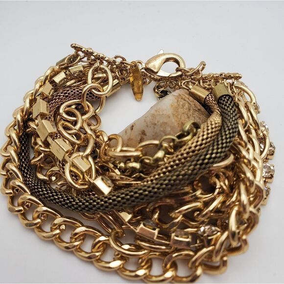 💥graceful valor gold‎ tone chained bracelet - Picture 1 of 2